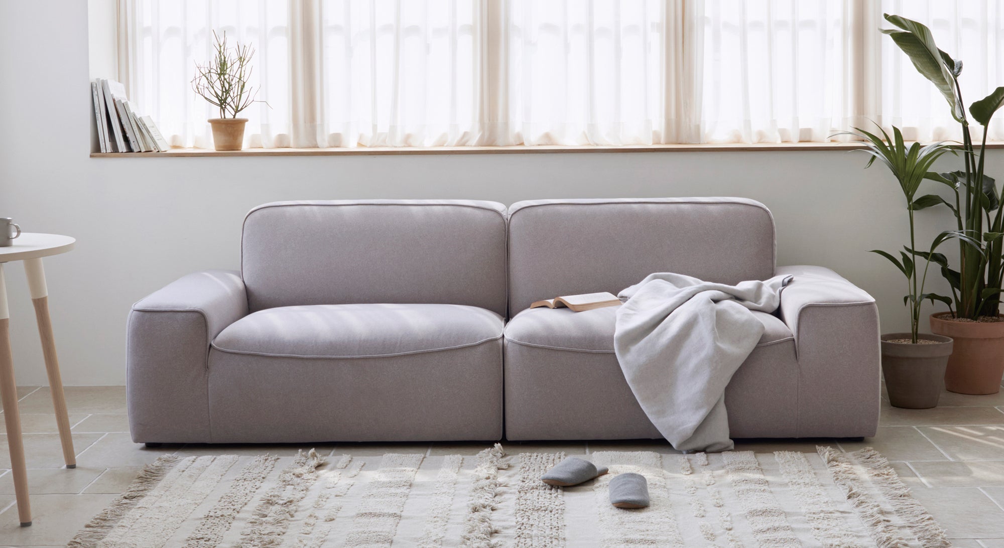 客廳沙發擺設5大注意事項，避開不良布局，找回質感生活！